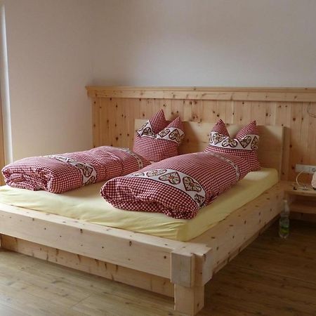 Апартаменты Holzberghof Умхаузен Экстерьер фото